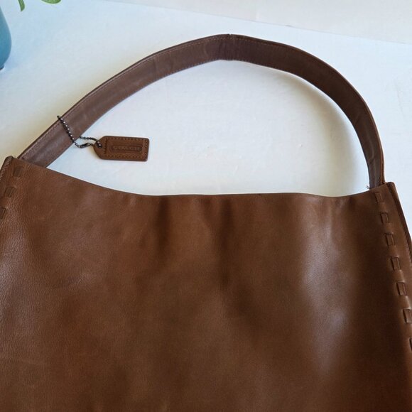 EUC & HTF Vintage Coach West End Large Hobo (#9466) in Vicuna - Picture 5 of 16